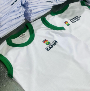 Uniforme Escolar